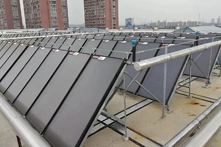 常州经开区横林健身中心平板集热器太阳能热水工程